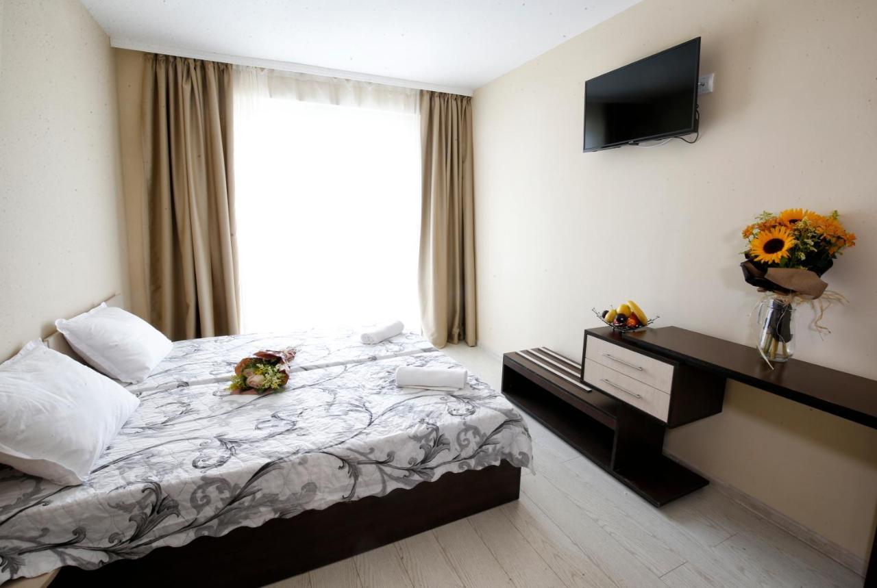 Stayinn Rainbow Houses Beachfront By Asteri Hotels Napospart Kültér fotó