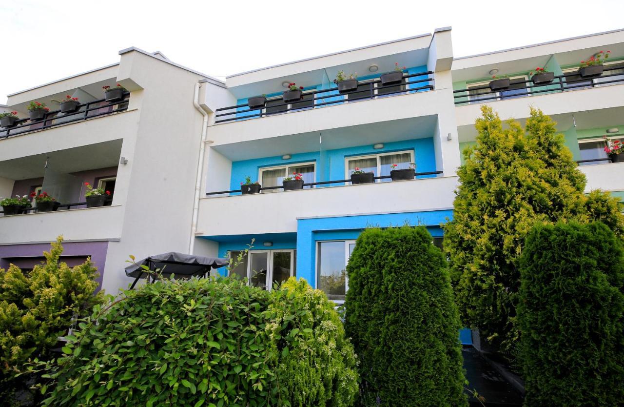 Stayinn Rainbow Houses Beachfront By Asteri Hotels Napospart Kültér fotó