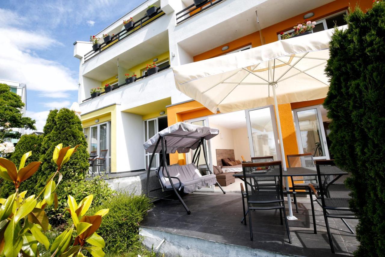 Stayinn Rainbow Houses Beachfront By Asteri Hotels Napospart Kültér fotó