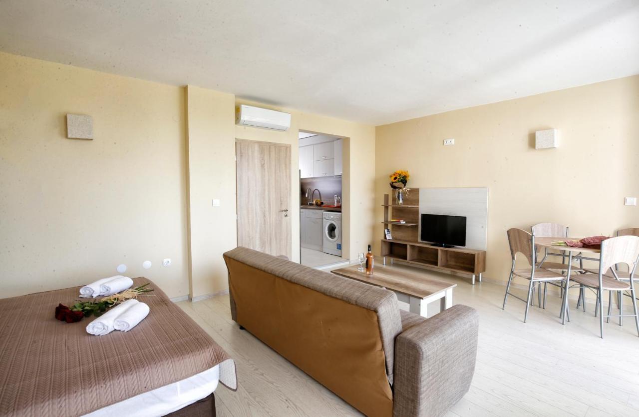 Stayinn Rainbow Houses Beachfront By Asteri Hotels Napospart Kültér fotó