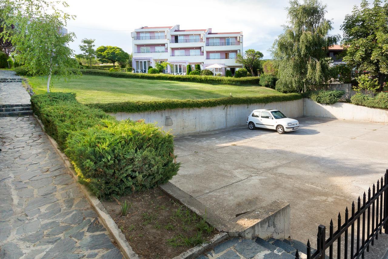 Stayinn Rainbow Houses Beachfront By Asteri Hotels Napospart Kültér fotó