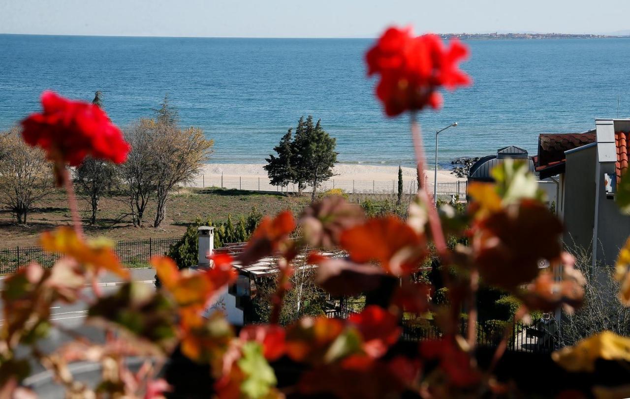 Stayinn Rainbow Houses Beachfront By Asteri Hotels Napospart Kültér fotó